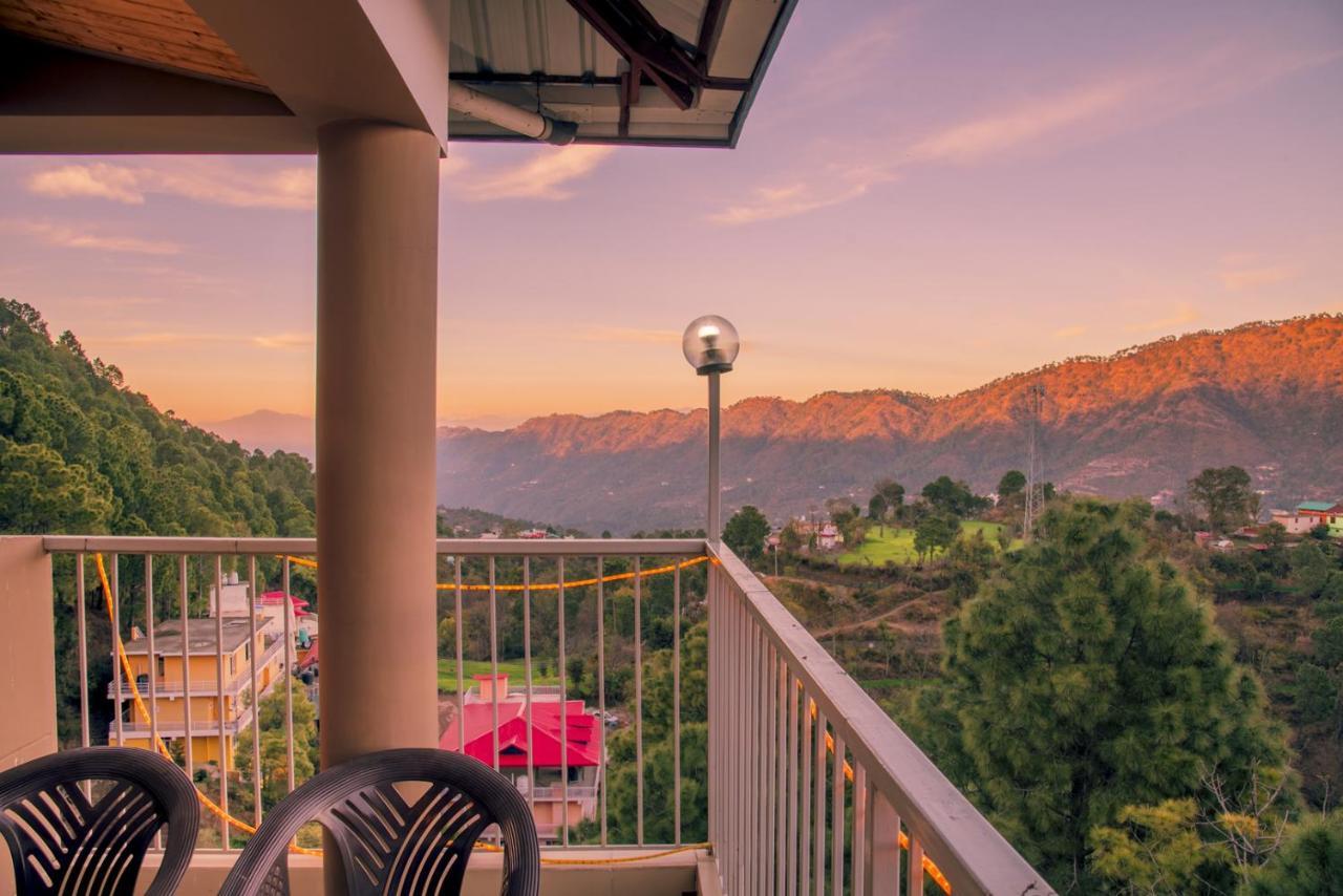 Bed and Breakfast Terrace Retreat Касаули Экстерьер фото